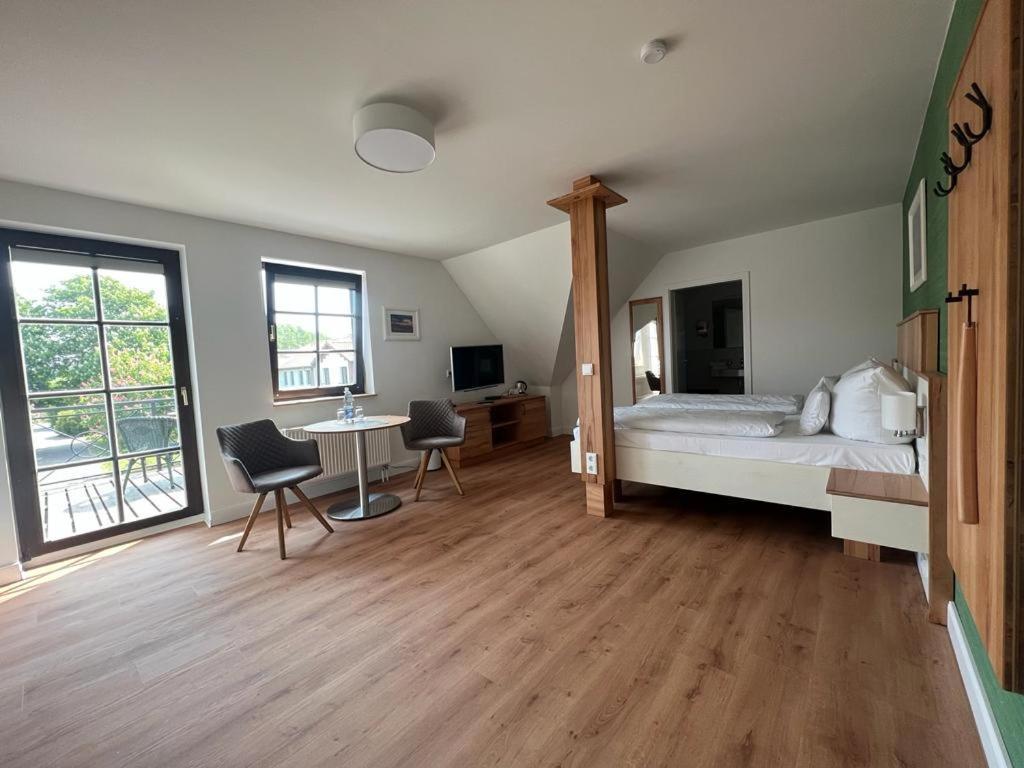 Hotel Ostseeland Rostock Bagian luar foto