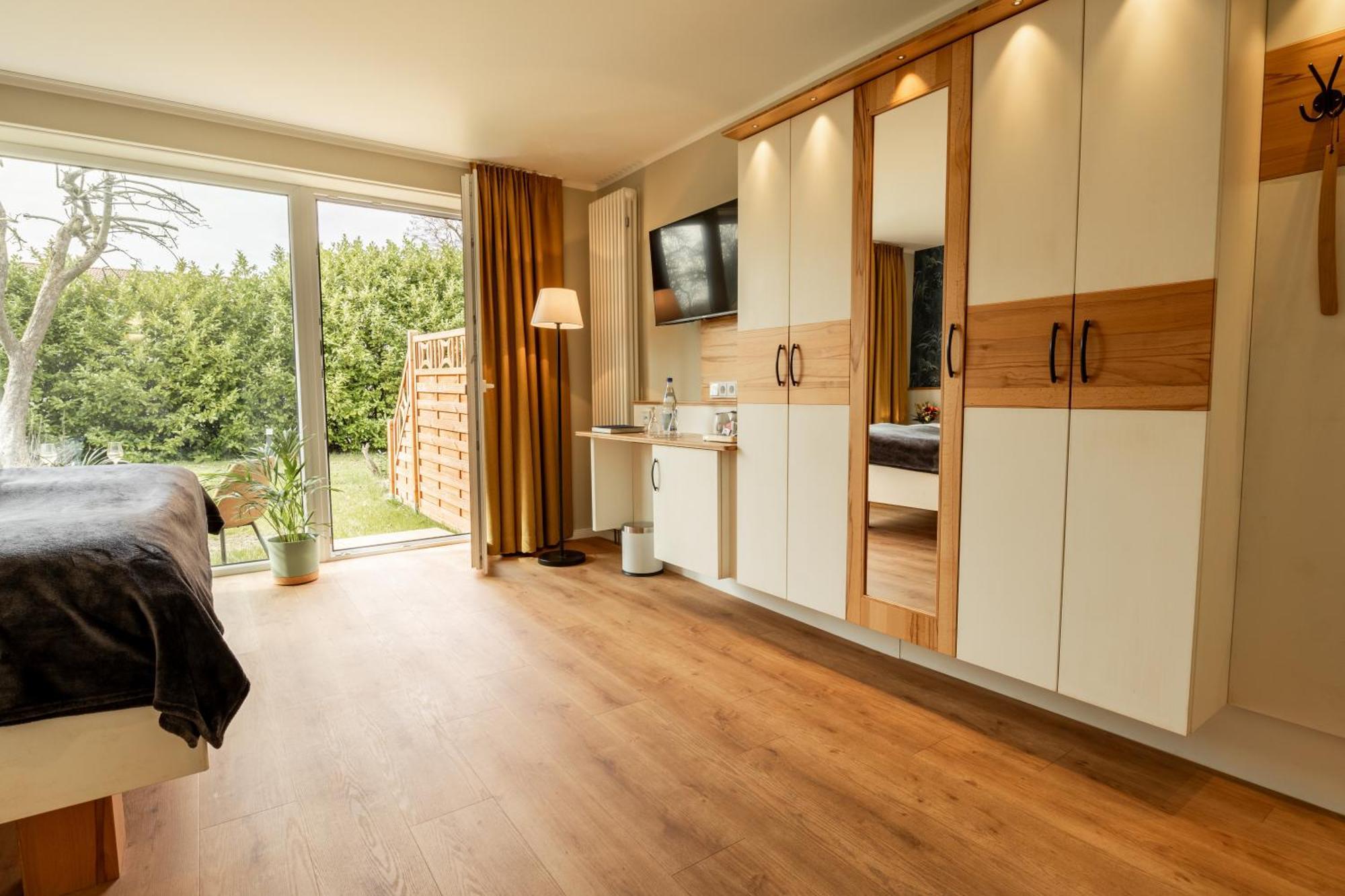 Hotel Ostseeland Rostock Bagian luar foto