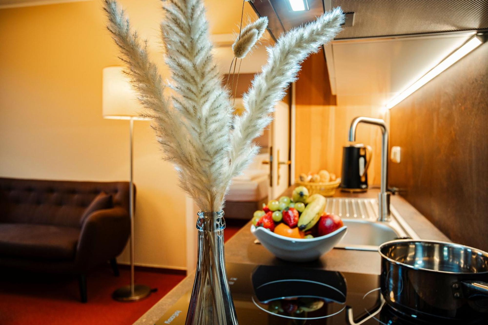Hotel Ostseeland Rostock Bagian luar foto